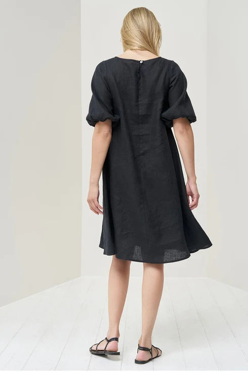 The Madre Relaxed Linen Dress