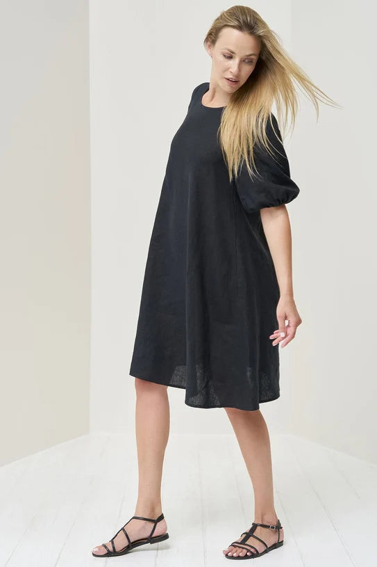 The Madre Relaxed Linen Dress